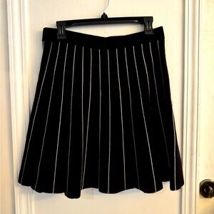 LOFT Women's Circle Skirt Black & White Stripes Medium